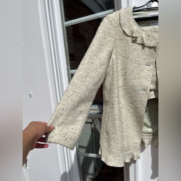 CHANEL 1999 Vintage Ruffle Neck Tweed Skirt Suit - Picture 2 of 14